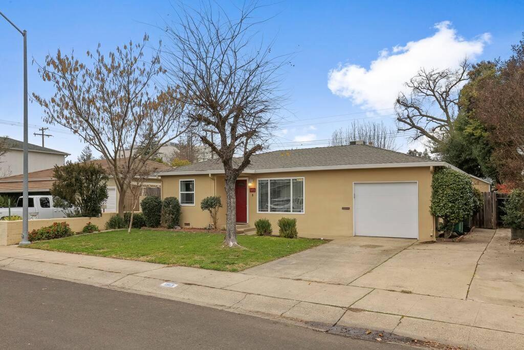 Robert St Cottage, Near Lodi Lake 外观 照片